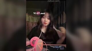 Gái xinh chs lq thua trả kèo show lồn trực tiếp trên ytb cho ae thẩm