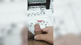 Sát ớt vào cu như yêu cầu
