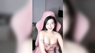 美乳 405