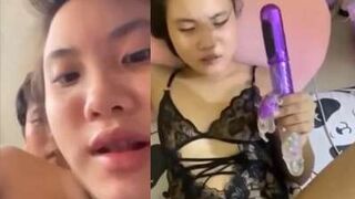 Ngọc Chi 2ka8 Anh Người Yêu Đụ Chưa Đã Phải Xài Thêm Sextoy