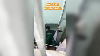 siêu phẩm quay lén chị hàng xóm dăm đãng chuyên gạ mấy anh giao hàng ủi nhau 😱