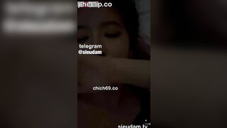 Đổ Bia Vào Lồn Còn Bắt Em Diễn Mặt Dâm