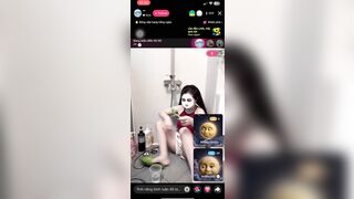 Em gái trả kèo chà hầu