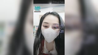 Sing 2001 móc đít thủ dâm xong bôi lên đầu khách gội đầu