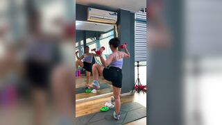 Gái Già Phòng Tập Gym Mông To - P2