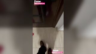 Cô giáo chủ nhiệm của con gái kêu đi họp phụ huynh riêng