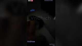 Nghỉ hè 2 e sinh viên rủ nhau trốn đi thật xa kco tiền nên some ở công viên