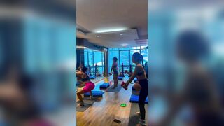 Gái Già Phòng Tập Gym Mông To - P3