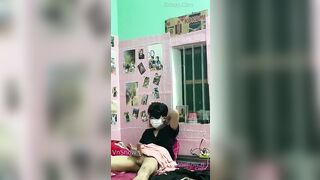 Thw thằng e, thấy e nó sục con chị lền vào sục hộ rồi cho chs trần