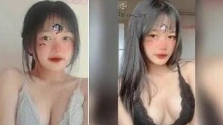 Thảo Nguyễn vú đẹp bóp vừa khít tay
