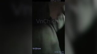 Nửa đêm nứng lồn, cô gái ra đường gạ mấy ông chủ học sinh lm nháy