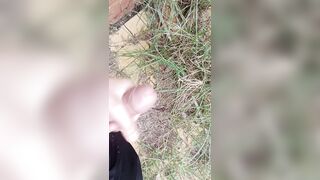Đang đi đái mà nứng quá phải làm quả lọ gấp !!!