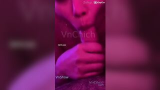 Có oto sướng thật, dừng đèn đỏ được bé nó bú cu phê vkl