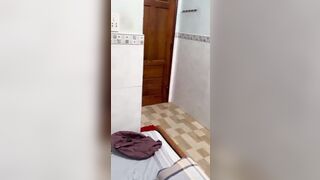 Em nữ sinh trường Y chân dài