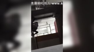 Học sinh bayh bạo vãi, Nứng là địt nhau, Địt ngay ở hành lang luôn