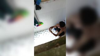 Đăng ngồi ỉa