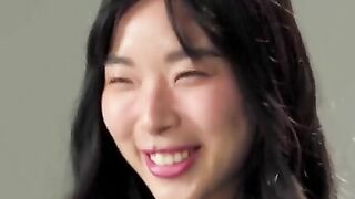 UP CLOSE - How Women Orgasm With Horny Brunette Elle Lee! SOLO FEMALE MASTURBATION! S