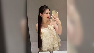 Xuất tinh vào lồn em sinh viên 2k3 học đại học ngoại thương