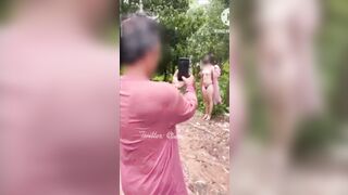 Độc lạ, Chị gái lột đồ bảo chú bán vé số quay lồn về sục
