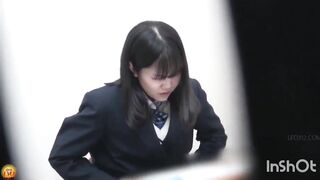 Gái Xinh ỉa chảy 6