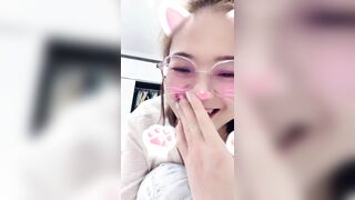 Chị gái 1 con live show hàng
