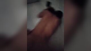 Em gái mông to địt nhau với người yêu trong khách sạn