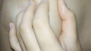 Khoe vếu