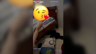Tắt điện lén địt cô e họ tới chs khi bố ngủ mà e rên to quá nên nhét quần lót vào mồm