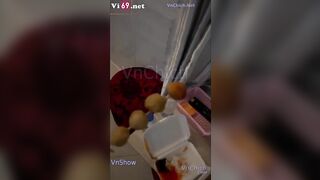 Tắt điện lén địt cô e họ tới chs khi bố ngủ mà e rên to quá nên nhét quần lót vào mồm