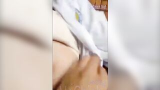 Nữ Sinh thường tín sang nhà bạn học đánh vần bị phát hiện