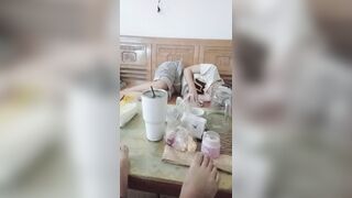 Cô e vợ còn trinh