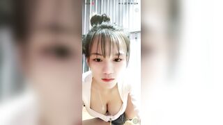 E gái kiên giang khoe vếu