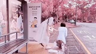 Em gái gục ngã chảy nước lồn lênh láng
