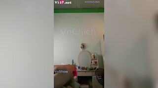 Seri địt vợ dâm Tây Ninh, Bât mình ra trước cổng nhà địt cho hàng xóm thấy