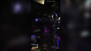 Giải đáp cho cj e vì sao Ctrai hay đi karaoke đây nha, Lồn dâng tận miệng