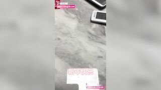 Ghé qua nhà ông anh chơi vụng trộm dùng tiền địt lén vợ ổng