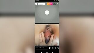 Em Lê Thị Huyền Diệu livetream móc lồn chảy nước với bạn trai trên Instagram P3