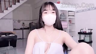 Full clip Tiệm tóc độc là, Cắt tóc còn được chủ quán cho sờ lồn bóp vú