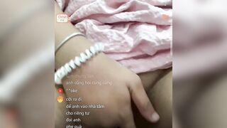 Gặp em *** váy hồng chủ động gạ