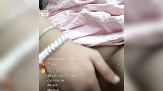 Gặp em *** váy hồng chủ động gạ