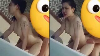 Nện em hàng ngon nhăn nhó