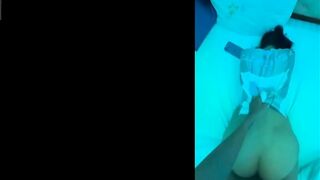 Lễ tân vào Dọn phòng thanh niên bật sex lên xem r gạ lễ tân chs 5m