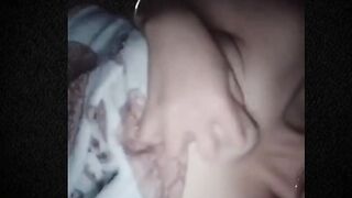 Chị hàng xóm gái 1 con có bầu ngực to như cái đầu suốt ngày gạ đụ bằng clip