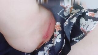 Má Cái Lồn Con Nhỏ Em Họ Nó Hồng Mà Nhìn Ngon Vãi Cả Chưởng