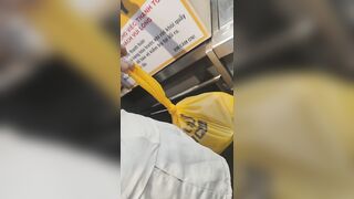 quay lén em gái ở siêu thị