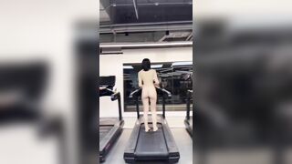 thấy là lạ vì mí nơi tập GYM, 1h 2h sáng vẫn thấy sáng đèn!