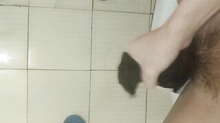 Tôi đã lén trộm quần lót của e học sinh lớp 10 ở phòng trọ bên cạnh