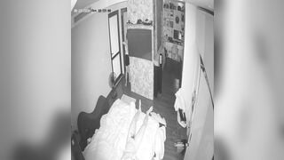 Hack Camera chồng đi công tác vợ ở nhà ngoại tình với ông hàng xóm