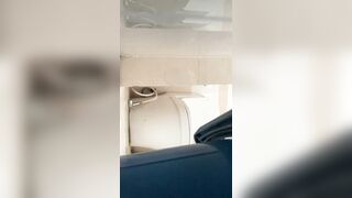 Quay lén Em trần huyền kế toán đi vệ sinh