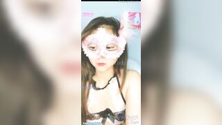 Full clip e gái thủ dâm cay chửi luôn người xem móc đéo gì móc lắm dcm